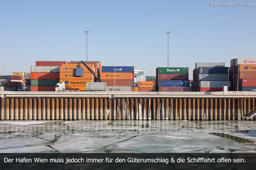 Hafen Wien: Eisbrecher im Einsatz