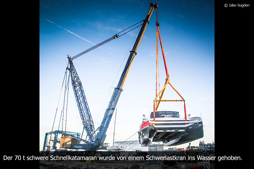 Neuer Twin City Liner erstmals zu Wasser gelassen