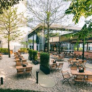 Gastgarten © Donauturm Aussichtsturm und Restaurantbetriebsgesellschaft m.b.H/Christian Lendl