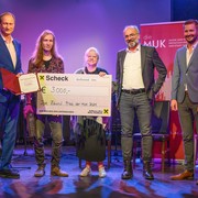 v.l.n.r.: Andreas Mailath-Pokorny (Rektor der MUK), Abel Marton Nagy (Preisträger Joe Zawinul Prize 2021), Marianne Mendt, Günther Haas (Raiffeisen Wien), Lars Seniuk (Studiengangsleiter Jazz) © Wolfgang Simlinger