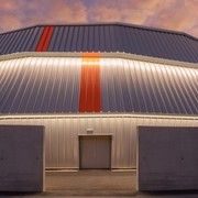 WIP: Sanierte Rundturnhalle in der Steigenteschgasse 1 eröffnet