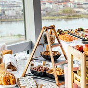 Donauturm: Kulinarische Höhepunkte am Wochenende