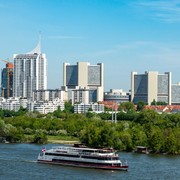 DDSG Blue Danube: Themenfahrten im März 2025