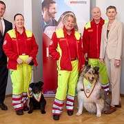 Vierbeinige Samariter zu Besuch