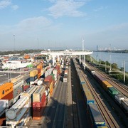 Hafen Wien und TerminalSped als besonders familienfreundliche Unternehmen ausgezeichnet